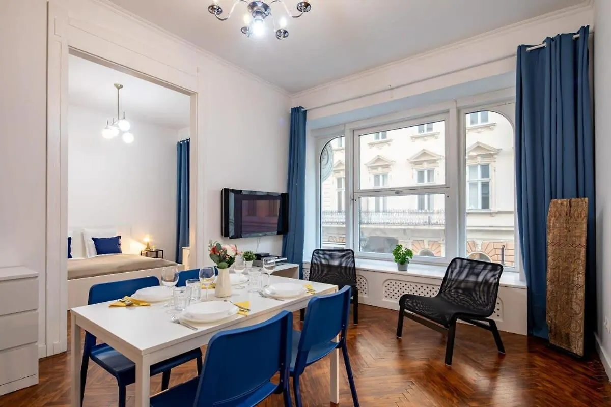 Super Central - New - Comfy Home Budapest 0*,