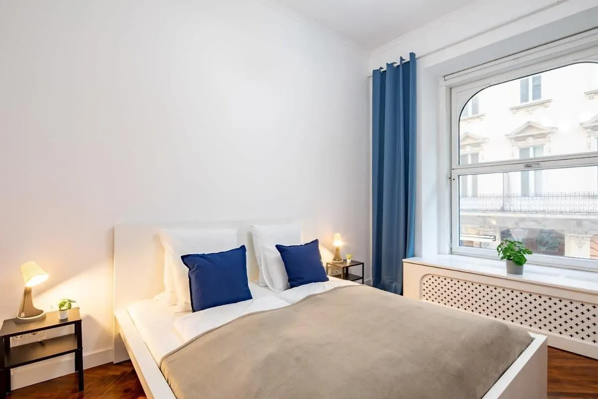 Super Central - New - Comfy Home contacts